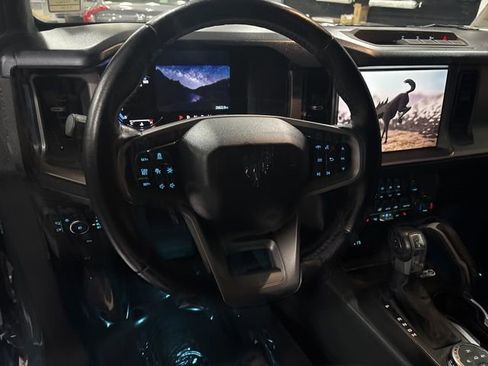 Used 2021 Ford Bronco Outer Banks image 14