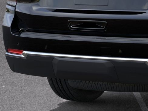 New 2026 Chevrolet Suburban LS w/ LS Custom Edition AWD/4WD image 14