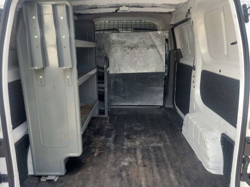 Used 2020 Nissan NV200 S FWD image 12