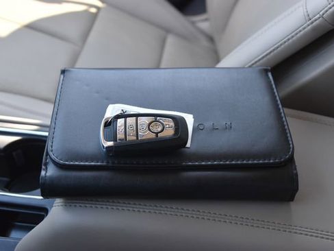 Used 2024 Lincoln Corsair Reserve w/ Equipment Group 201A image 41