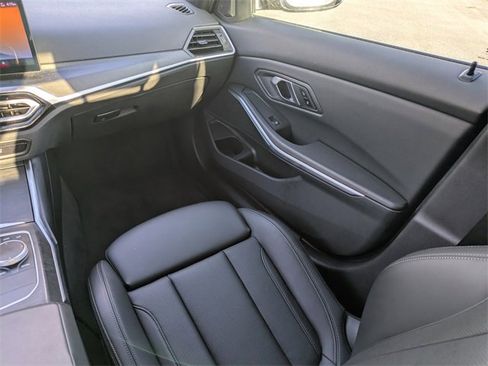 Used 2024 BMW 330e xDrive image 15