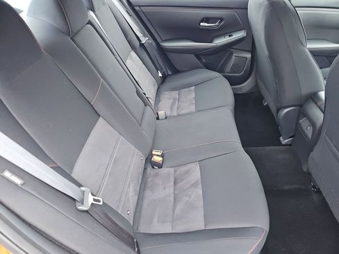 Used 2025 Nissan Sentra SR image 20