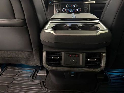 Certified 2025 Ford F150 Platinum w/ FX4 Off-Road Package AWD/4WD image 13