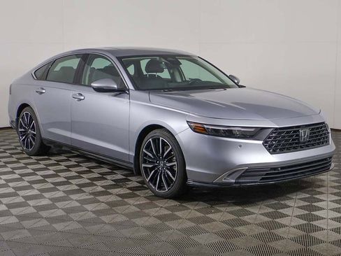 Used 2023 Honda Accord Touring image 60