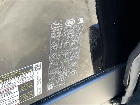 New 2026 Land Rover Range Rover SV image 13