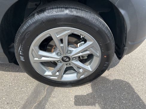 Used 2023 Hyundai Kona SEL w/ Cargo Package AWD/4WD image 8