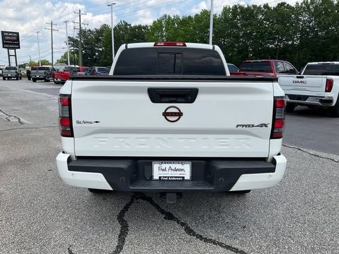 Used 2022 Nissan Frontier PRO-4X AWD/4WD image 23