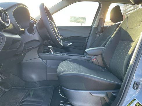 Certified 2024 Nissan Kicks SV w/ Interior Electronics Package image 10