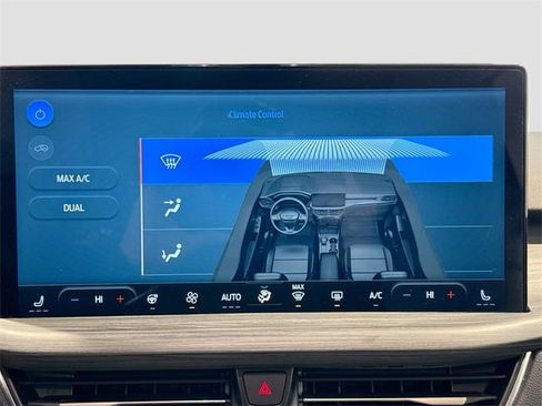 Used 2023 Ford Escape Platinum image 14