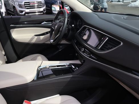 Used 2023 Buick Enclave Essence w/ Experience Buick Package image 27