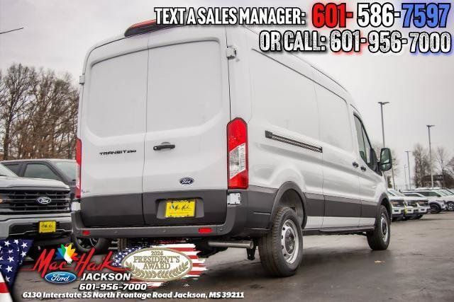 New 2026 Ford Transit 250 148 Medium Roof RWD image 23