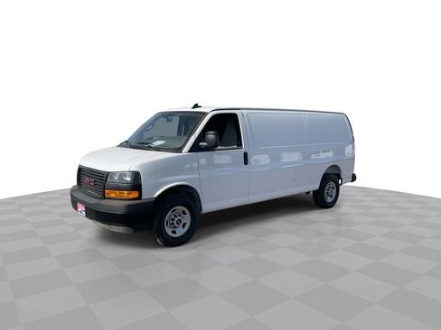 New 2025 GMC Savana 2500 Extended w/ Driver Convenience Package image 4