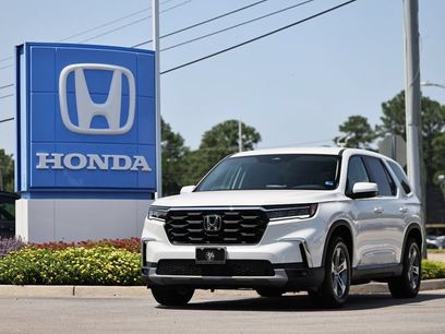 Used 2025 Honda Pilot EX-L