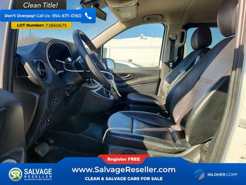 Used 2018 Mercedes-Benz Metris Passenger image 9