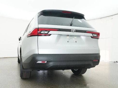 New 2026 Toyota Grand Highlander XLE image 22