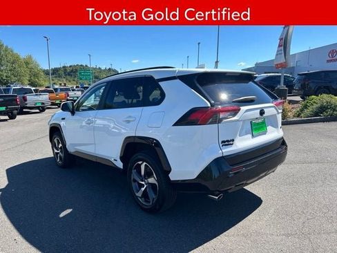 Used 2021 Toyota RAV4 SE w/ Weather & Moonroof Package AWD/4WD image 3