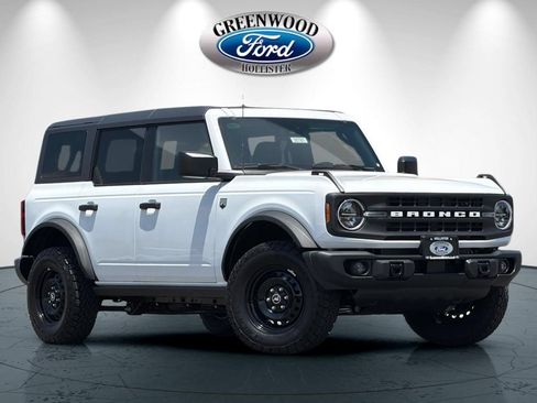 New 2026 Ford Bronco Big Bend w/ Black Diamond Package AWD/4WD image 1