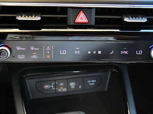 Used 2025 Kia K5 GT-Line w/ GT-Line Premium Package FWD image 27