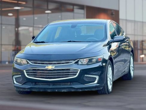 Used 2016 Chevrolet Malibu LT FWD image 3