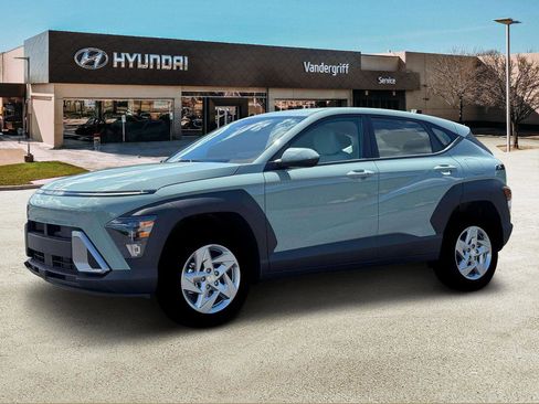 New 2026 Hyundai Kona SE image 2
