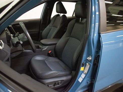 Used 2022 Toyota RAV4 XSE w/ XSE Grade Weather Package AWD/4WD image 19