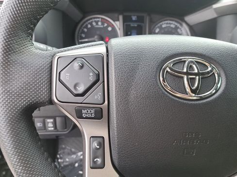 Certified 2022 Toyota Tacoma Limited image 18
