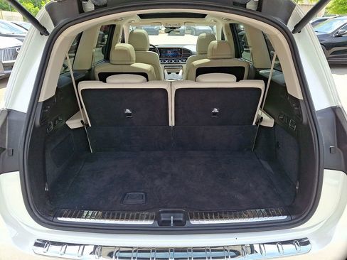 Used 2023 Mercedes-Benz GLS 450 4MATIC image 30