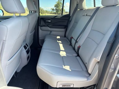Used 2023 Honda Ridgeline RTL-E image 12