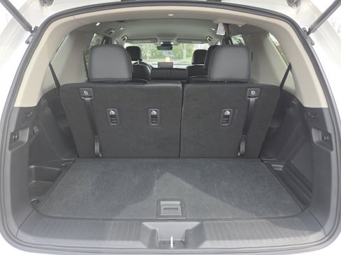 Certified 2025 Honda Pilot EX-L image 20