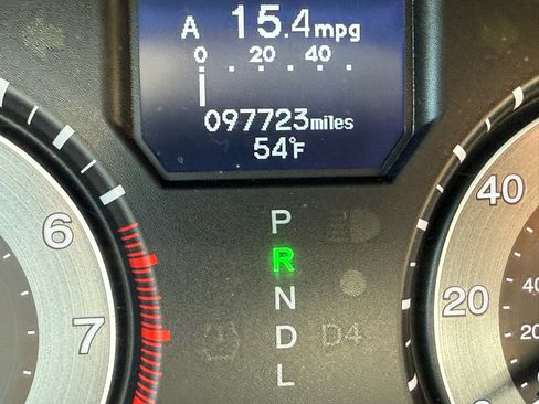 Used 2016 Honda Odyssey Touring Elite image 4