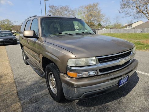 Used 2003 Chevrolet Tahoe LT image 8