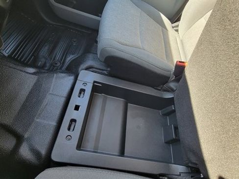 Used 2024 Ford F250 XL w/ XL Chrome Package image 35