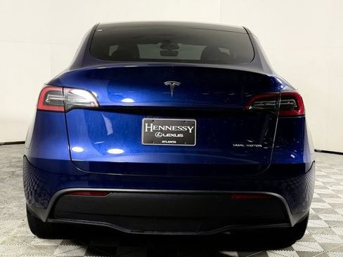 Used 2023 Tesla Model Y Long Range AWD/4WD image 7