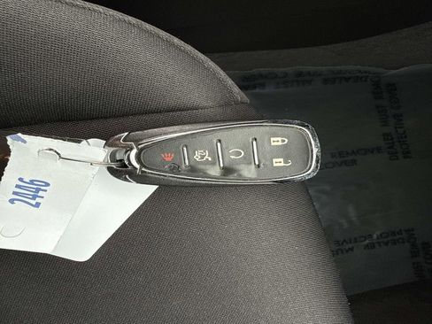 Used 2023 Chevrolet Malibu LT image 34