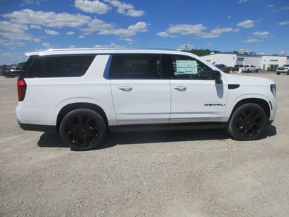 New 2026 GMC Yukon XL Denali w/ Denali Reserve Package
