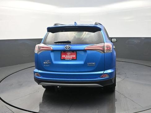 Used 2018 Toyota RAV4 Limited AWD/4WD image 7