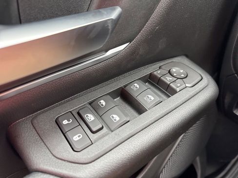 New 2026 RAM 1500 4x4 Crew Cab image 10