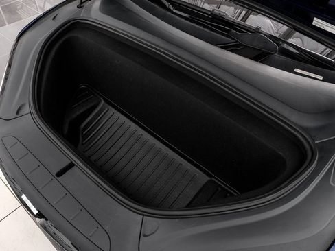 Used 2022 Tesla Model X image 57