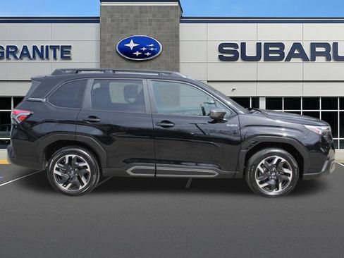 Certified 2025 Subaru Forester Limited AWD/4WD image 12