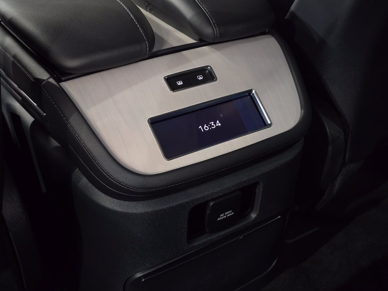 New 2025 Lincoln Navigator Reserve w/ Jet Appearance Package AWD/4WD image 45