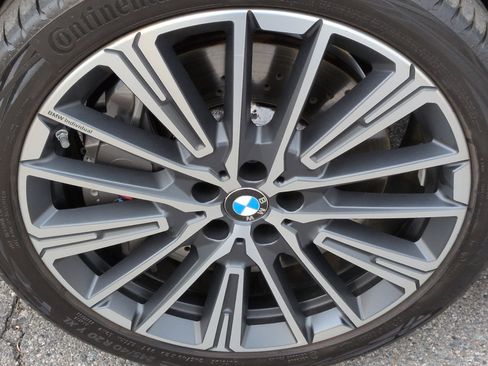 Used 2024 BMW X1 M35i w/ Premium Package image 13