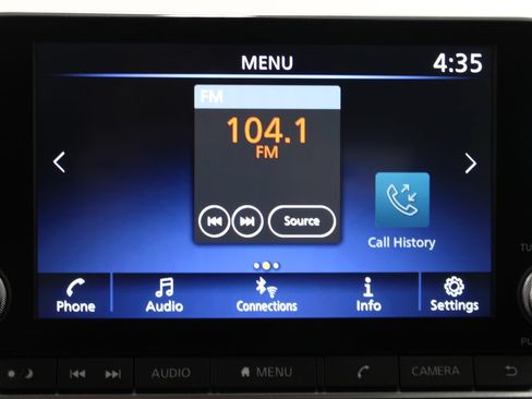 Used 2025 Nissan Sentra SV FWD image 43