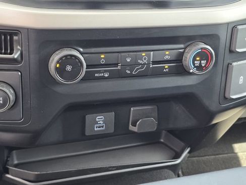 Used 2023 Ford F150 XL RWD image 16