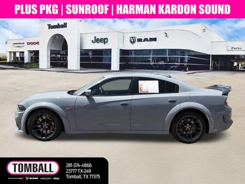 Used 2022 Dodge Charger Scat Pack image 4
