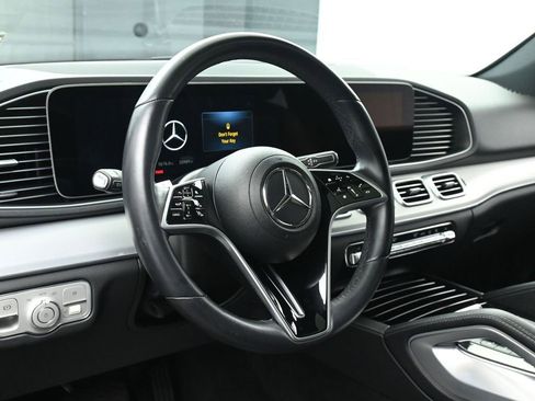 Used 2024 Mercedes-Benz GLE 450e 4MATIC image 24