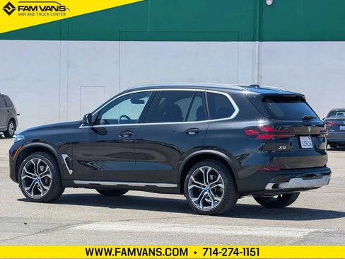 Used 2024 BMW X5 sDrive40i w/ Parking Assistance Package RWD image 8