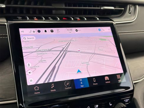 Used 2022 Jeep Grand Cherokee L Limited w/ Luxury Tech Group II image 28