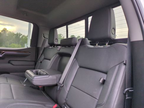 Used 2022 GMC Sierra 1500 Elevation w/ Elevation Premium Package AWD/4WD image 31