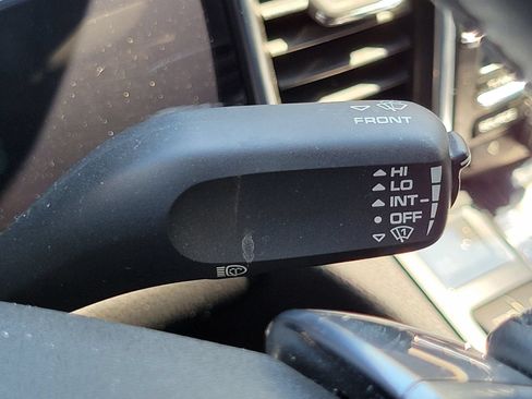 Used 2012 Porsche Panamera 4 AWD/4WD image 18