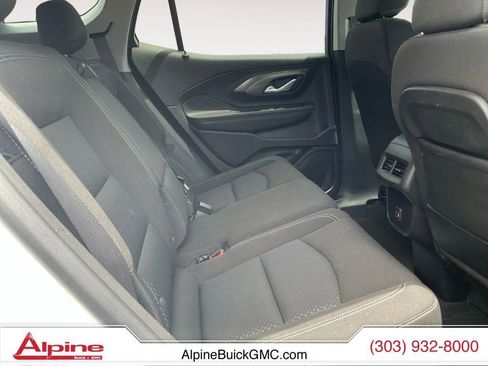 Used 2024 GMC Terrain SLE w/ Driver Convenience Package AWD/4WD image 10